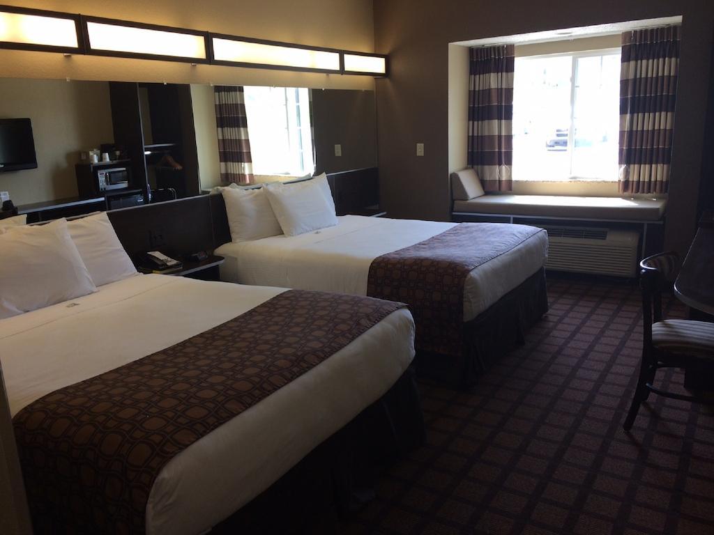 Microtel Inn & Suites Mansfield Pa Phòng bức ảnh